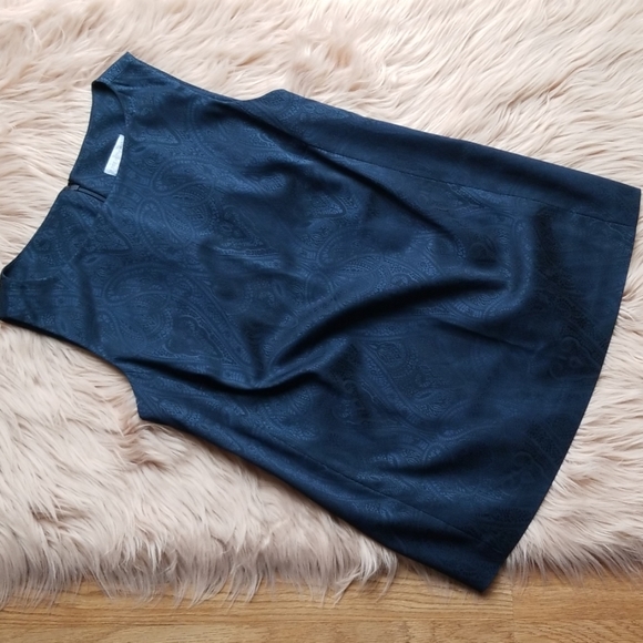 A Pea In The Pod Size Small 2 Piece Maternity Suit - Picture 3 of 8